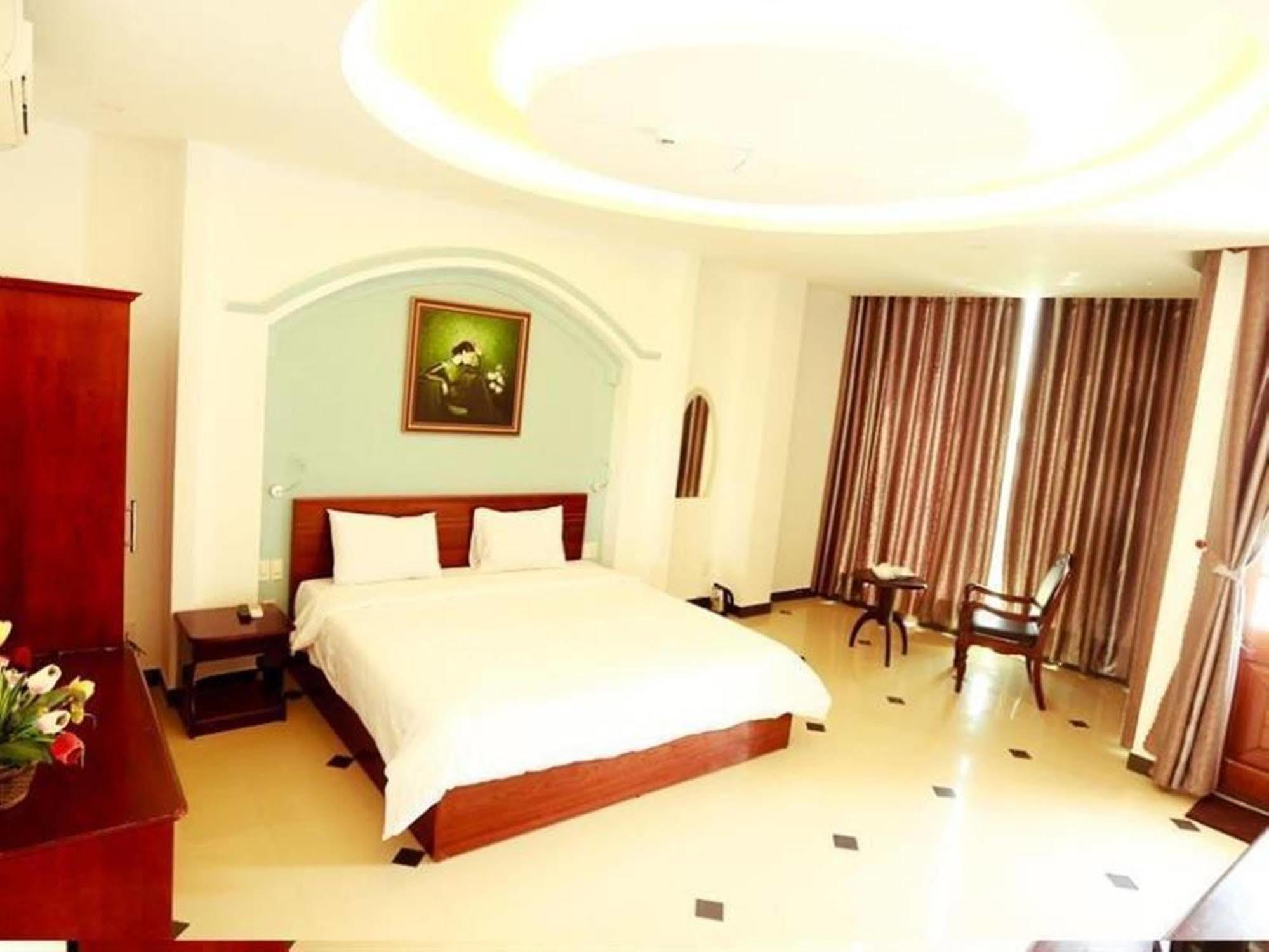 Xuan Hung Hotel Đà Nẵng Exterior foto